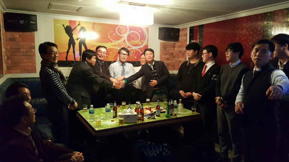 악수.jpg